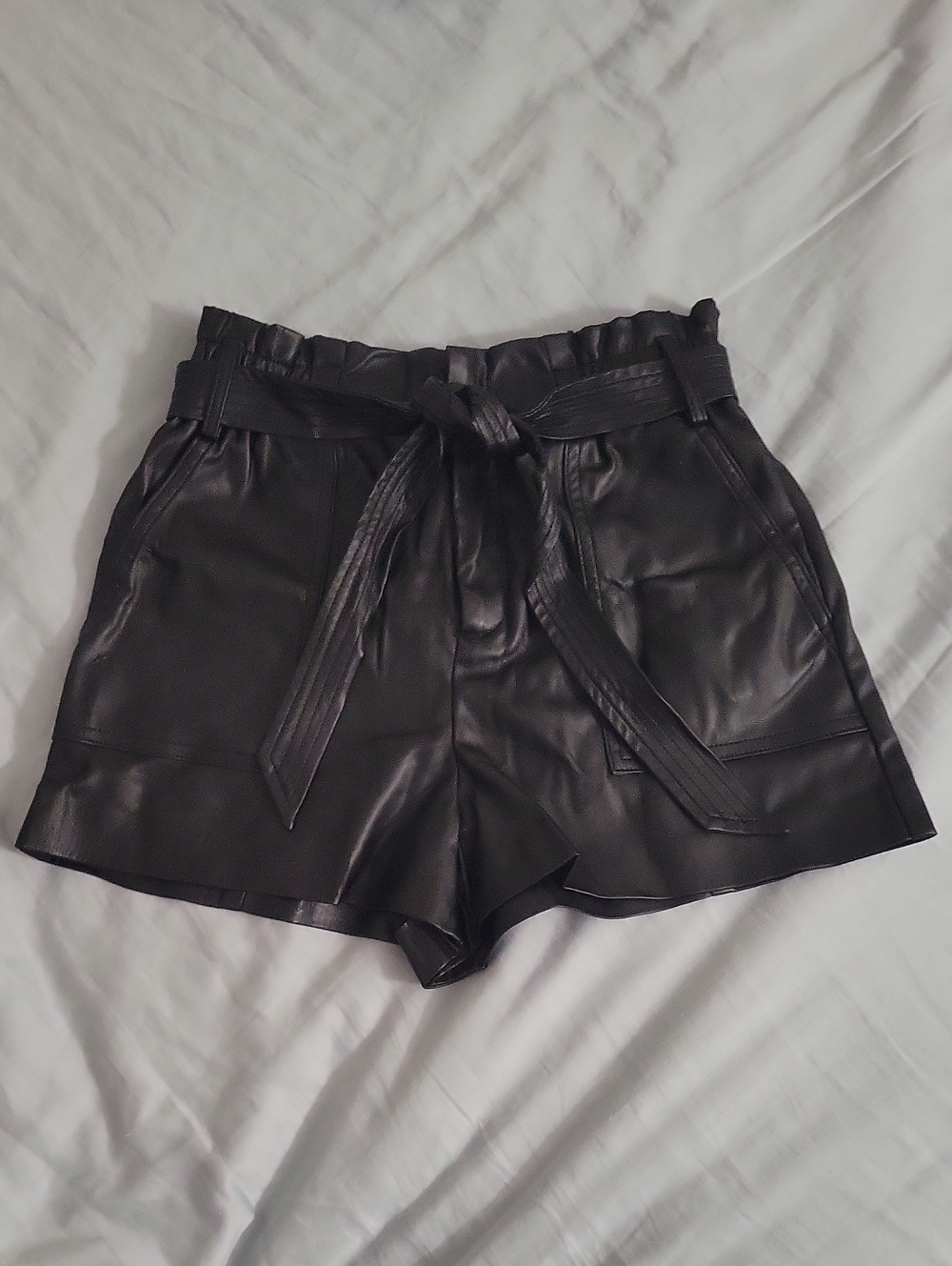 High-Waist Faux Leather Paperbag Shorts - Black Size 27